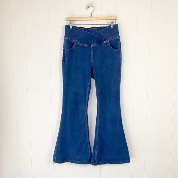 The Unbranded Brand Denim - Blue Crossover V-Waist‎ Flare Jeans Size L Pull On Stretch Denim Bell Bottoms